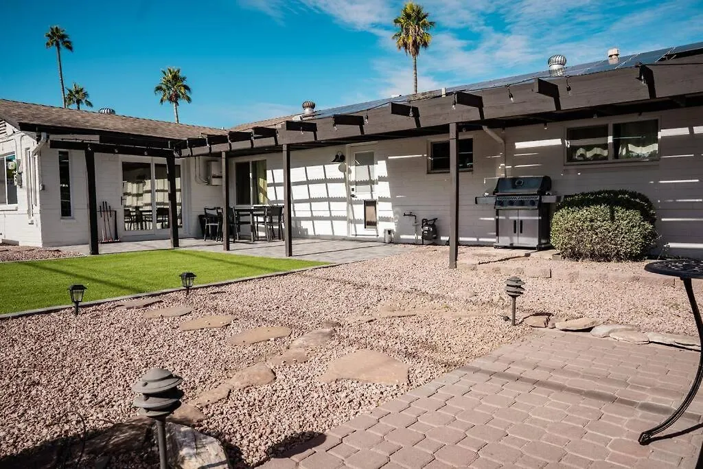 Old Town Cactus Casa With Master, Hot Tub, Putt Putt Villa Scottsdale 0*,  ABD